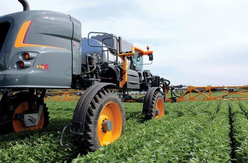 Componenti per veicoli agricoli in fibra di vetro