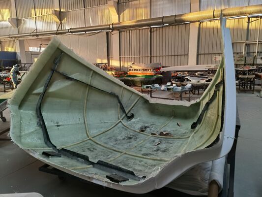 Alta resistenza pannello di carrozzeria del camion in fibra di vetro leggero facile installazione ideale per manutenzione e sostituzione della flotta