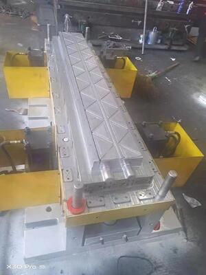 Parti di autobus in FRP stampato SMC Casella anteriore posteriore laterale Piastra di protezione esterna