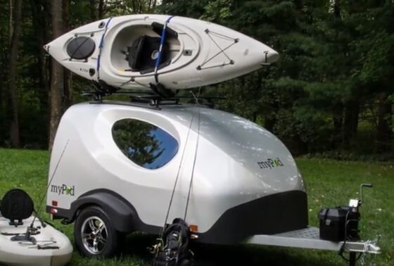 Scocca per camper in FRP stampata in un unico pezzo, impermeabile e resistente alla corrosione, personalizzabile