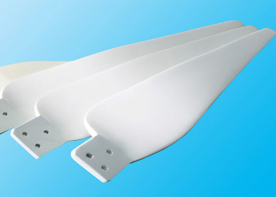 Pale eoliche in FRP CE ISO9001 per prestazioni da -40 a 60 gradi Celsius Finitura superficiale lucida